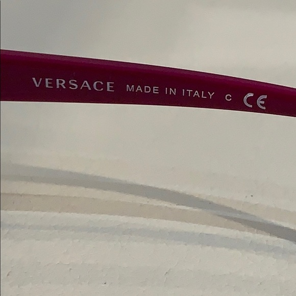 New Women’s Versace Sunglasses - Picture 3 of 7